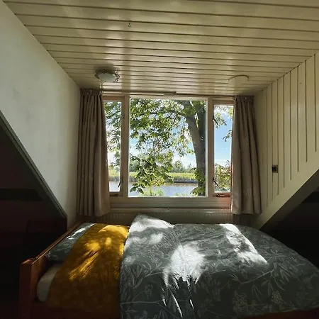 Onder De Kastanje! Feriehus Koedijk