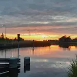 Onder De Kastanje!
