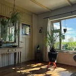 Onder De Kastanje! 別荘 Koedijk